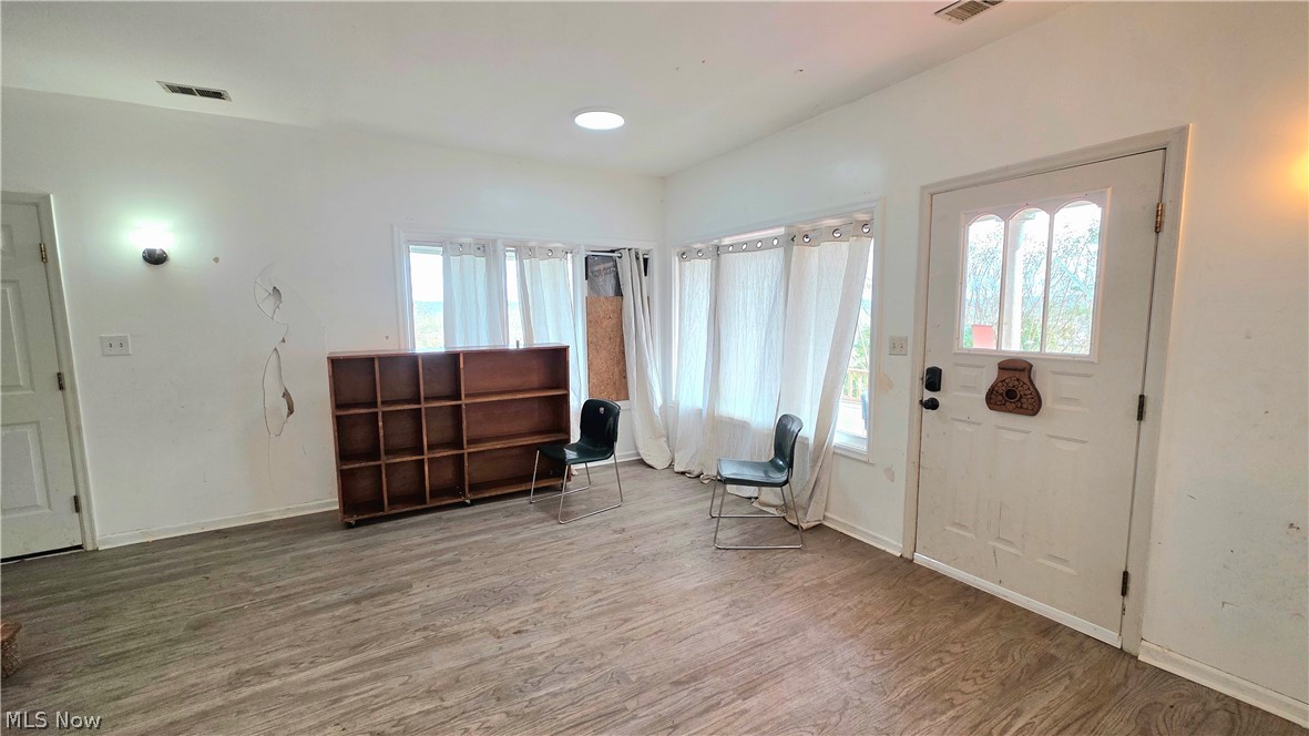 104 West Spring Street Marietta, OH 45750 - Photo 5 of 38