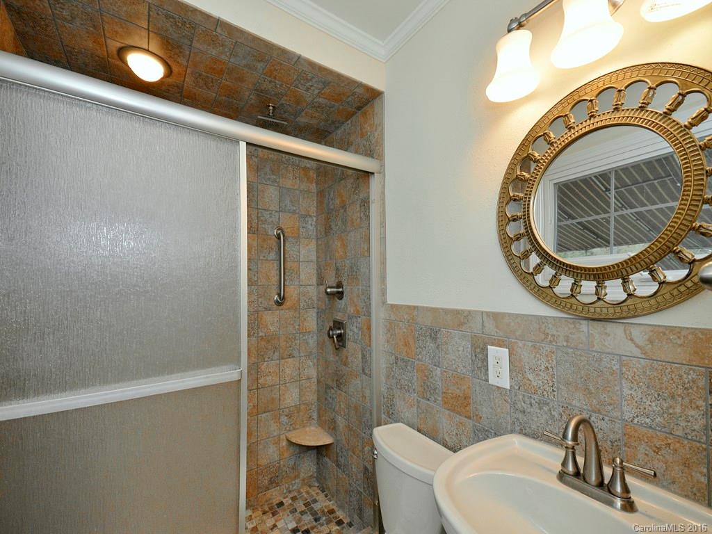 321 Stratford Road Asheville, NC 28804 - Photo 10 of 19