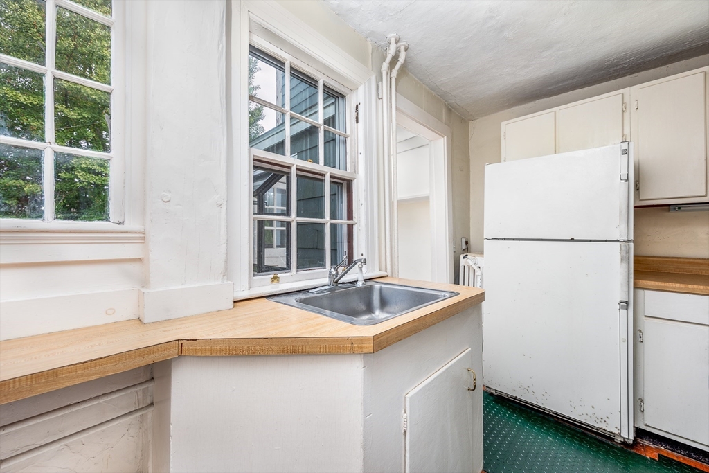 20 Darling Street, Unit NONE Marblehead, MA 01945 - Photo 9 of 23