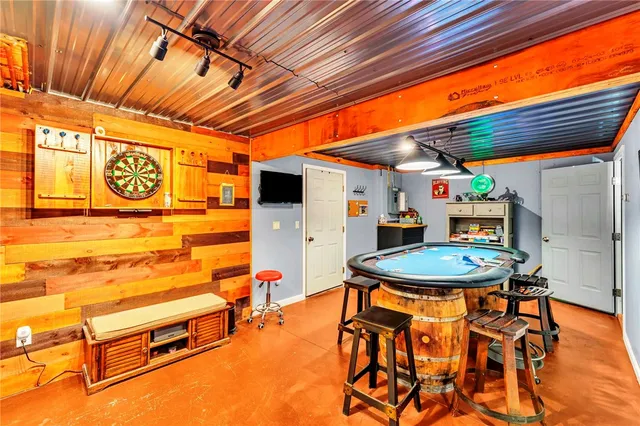 $925,000 | 287 Pink Street, Middlefield, NY 13326