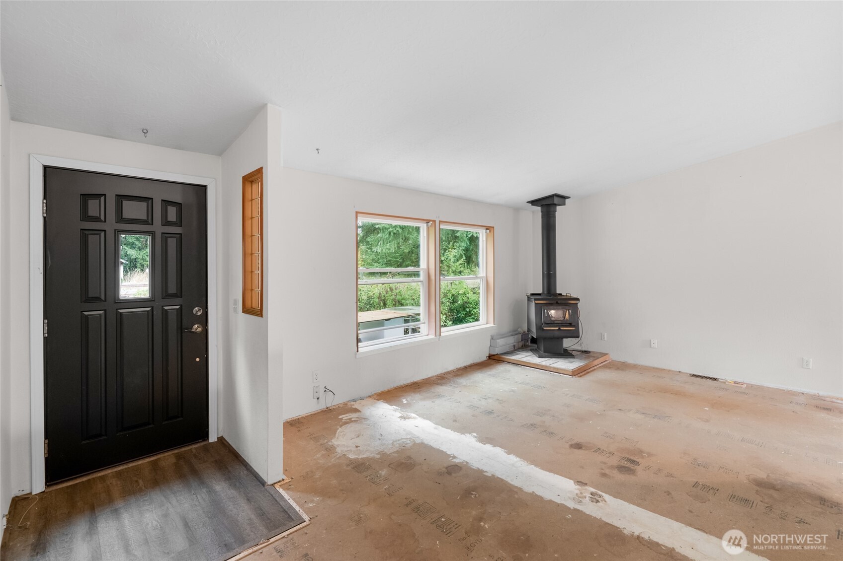 19503 Cook Road Southeast Yelm, WA 98597 - Photo 5 of 22 Gallery Image 5