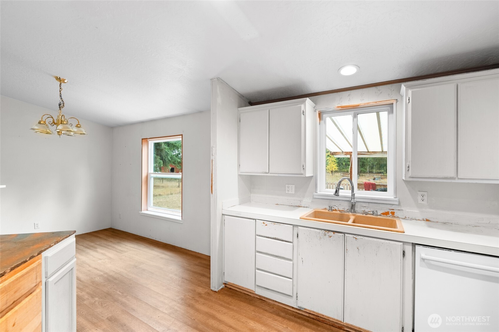 19503 Cook Road Southeast Yelm, WA 98597 - Photo 6 of 22 Gallery Image 6