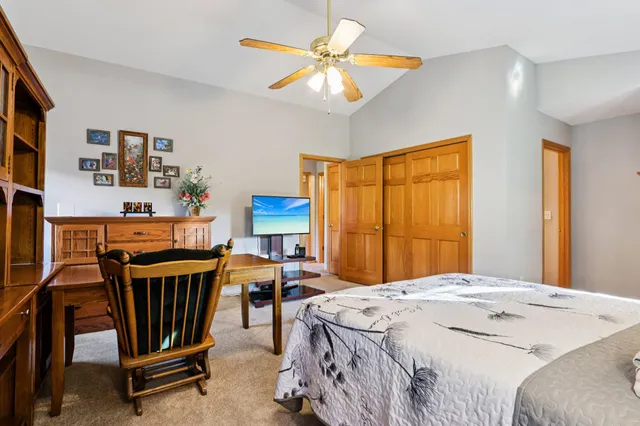 $344,900 | 2264 Circle Ridge Road, Unit E, Delafield, WI 53018