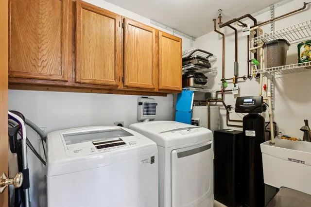 $344,900 | 2264 Circle Ridge Road, Unit E, Delafield, WI 53018