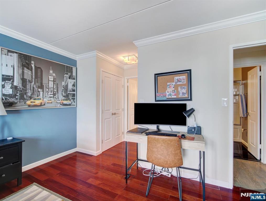 250 Gorge Road, Unit 21B Cliffside Park, NJ 07010 - Photo 13 of 28