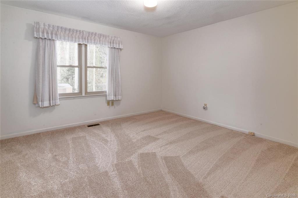 82 Melton Road Candler, NC 28715 - Photo 13 of 23 Gallery Image 13