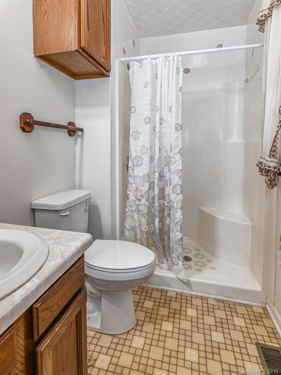 82 Melton Road Candler, NC 28715 - Photo 14 of 23 Gallery Image 14