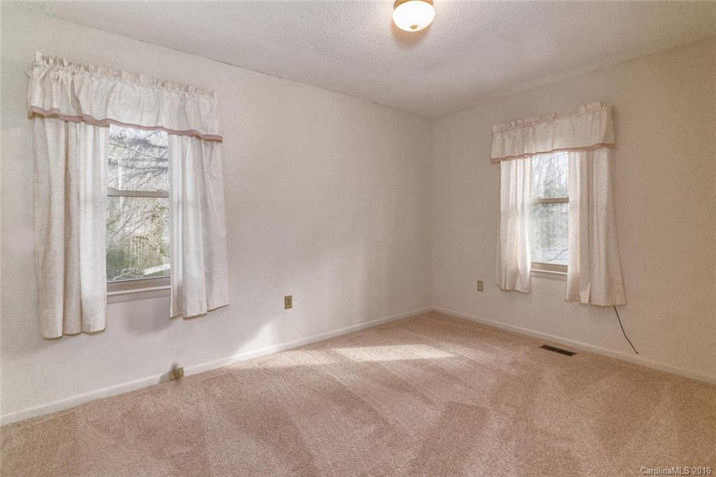 82 Melton Road Candler, NC 28715 - Photo 15 of 23 Gallery Image 15