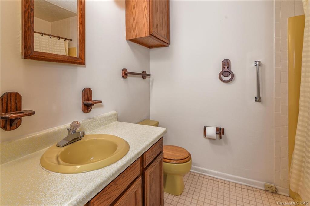 82 Melton Road Candler, NC 28715 - Photo 16 of 23 Gallery Image 16