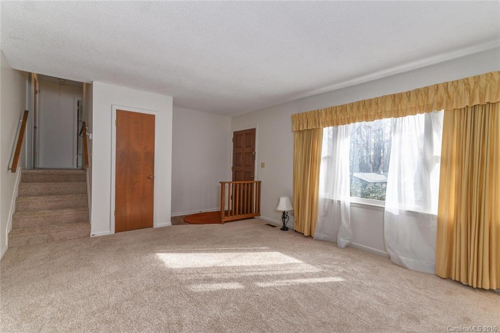 82 Melton Road Candler, NC 28715 - Photo 5 of 23 Gallery Image 5