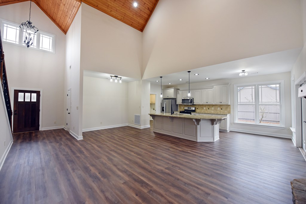 96 Lindsey Lane Blue Ridge, GA 30513 - Photo 7 of 27 Gallery Image 7