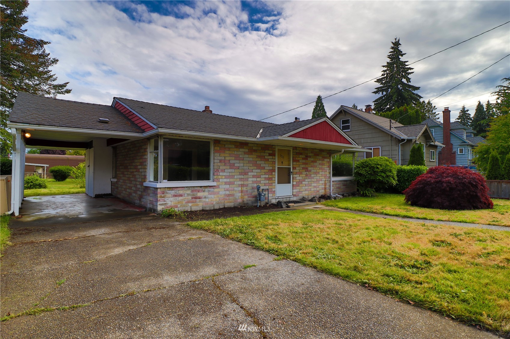 3711 Southwest 100th Street Seattle, WA 98146 - Photo 1 of 25 Gallery Image 1
