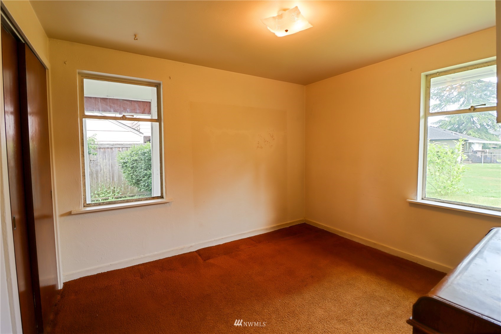 3711 Southwest 100th Street Seattle, WA 98146 - Photo 13 of 25 Gallery Image 13