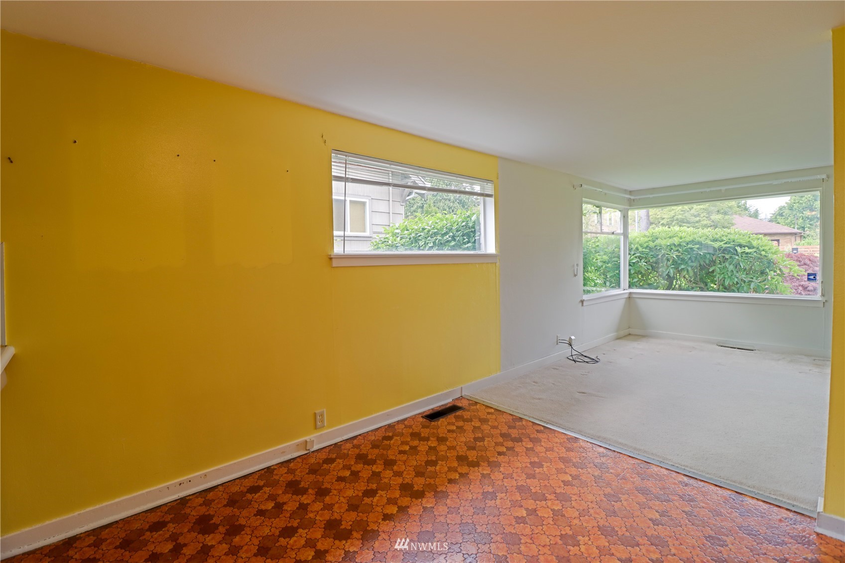 3711 Southwest 100th Street Seattle, WA 98146 - Photo 8 of 25 Gallery Image 8
