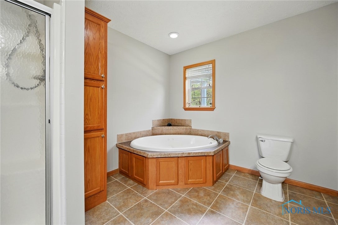 914 Howard Street Findlay, OH 45840 - Photo 18 of 31 Gallery Image 18