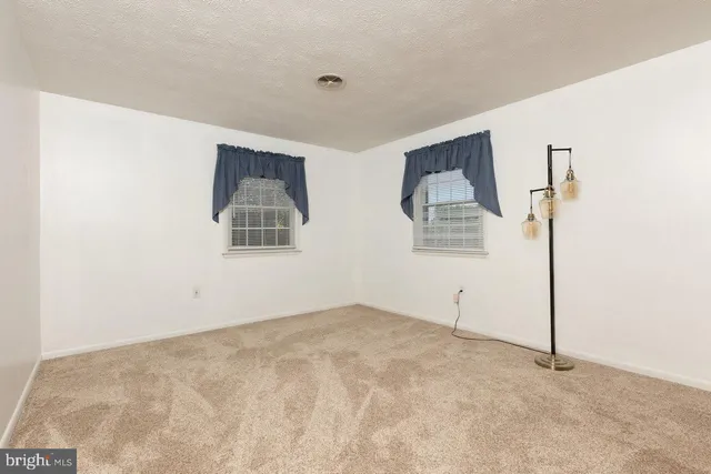 $375,000 | 1 Rowe Drive, Luray, VA 22835