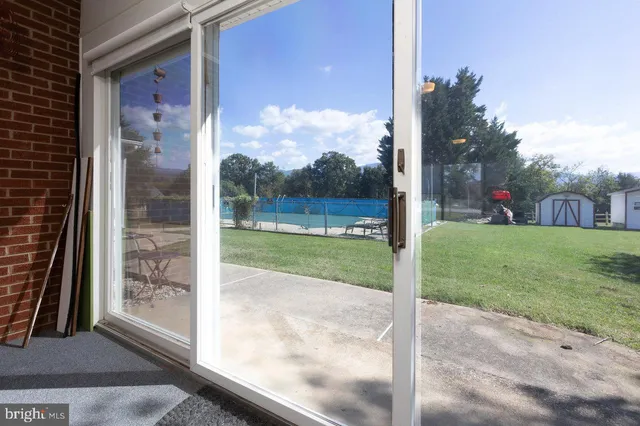 $375,000 | 1 Rowe Drive, Luray, VA 22835