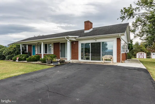 $375,000 | 1 Rowe Drive, Luray, VA 22835