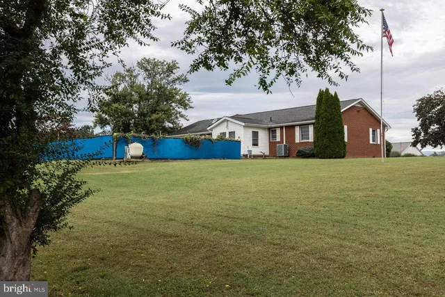 $375,000 | 1 Rowe Drive, Luray, VA 22835