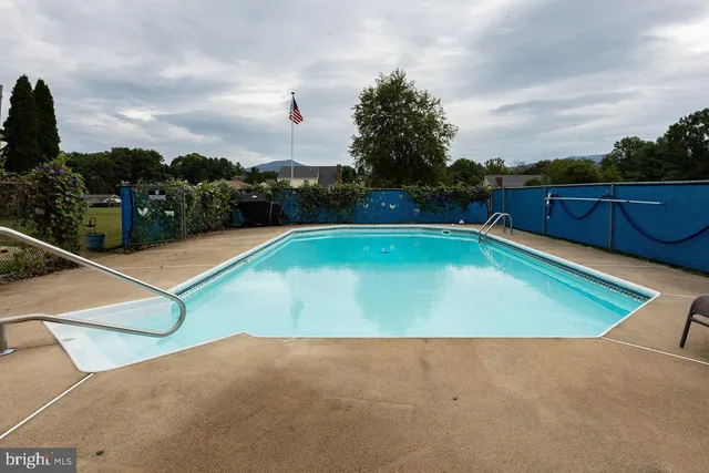 $375,000 | 1 Rowe Drive, Luray, VA 22835