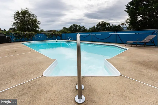 $375,000 | 1 Rowe Drive, Luray, VA 22835