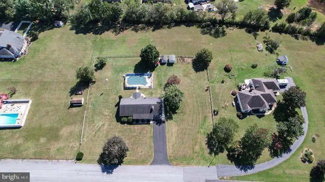 $375,000 | 1 Rowe Drive, Luray, VA 22835