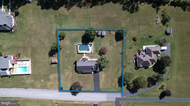 $375,000 | 1 Rowe Drive, Luray, VA 22835