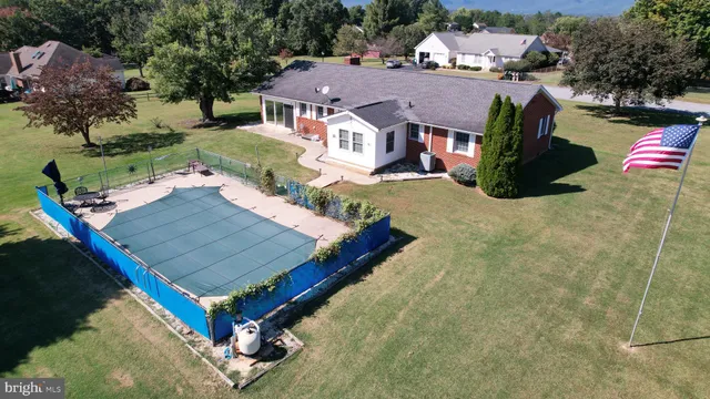 $375,000 | 1 Rowe Drive, Luray, VA 22835