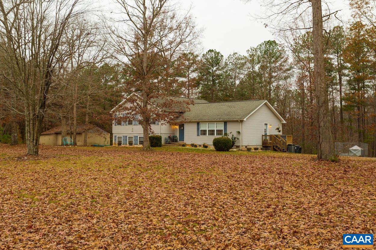 39 Paynes Mill Road Troy, VA 22974 - Photo 43 of 54 a front view of house with yard and trees