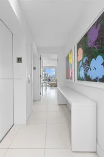 $4,250,000 | 50 South Pointe Drive, Unit 1005, Miami Beach, FL 33139