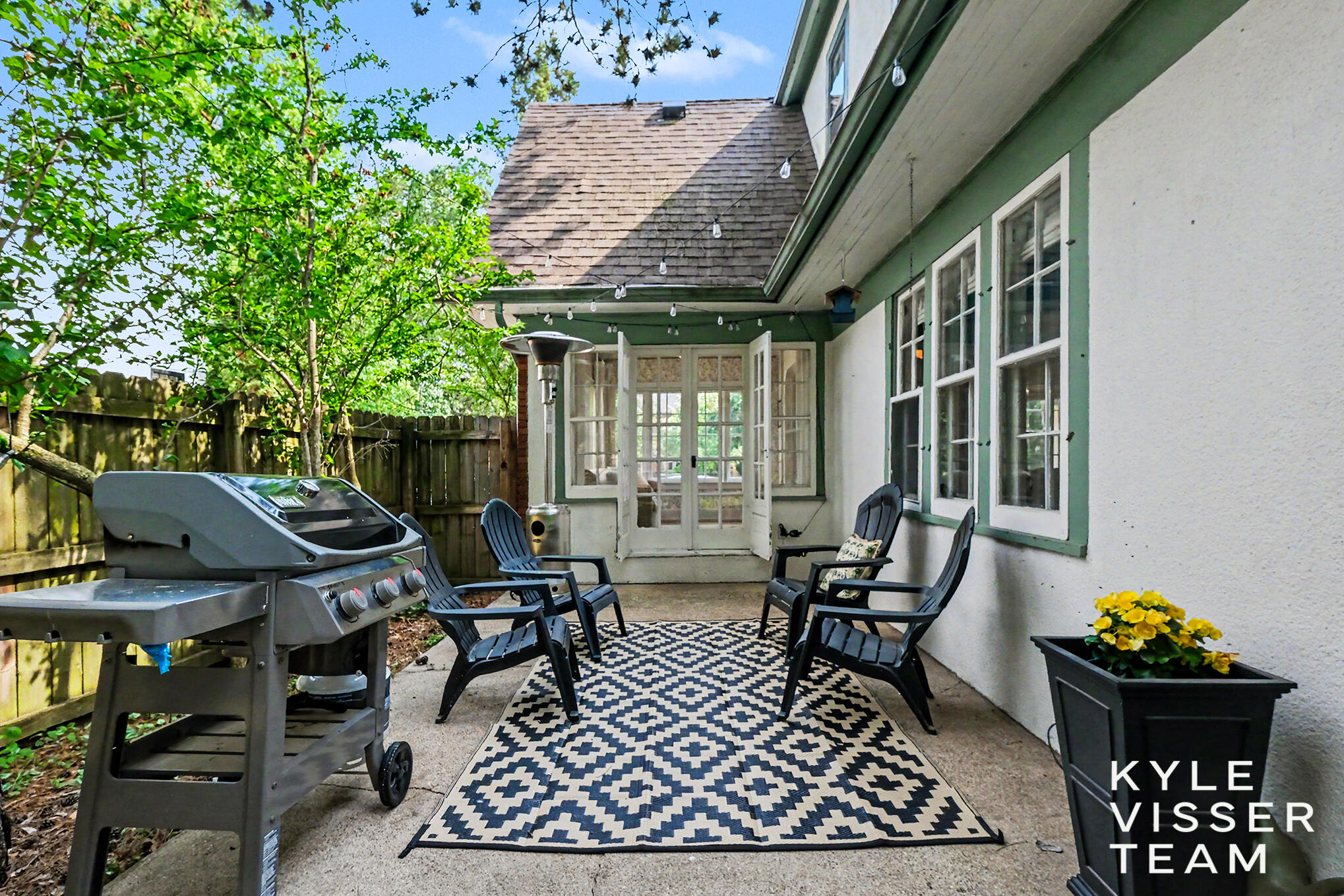 1415 Fisk Road Southeast Grand Rapids, MI 49506 - Photo 21 of 31 Patio