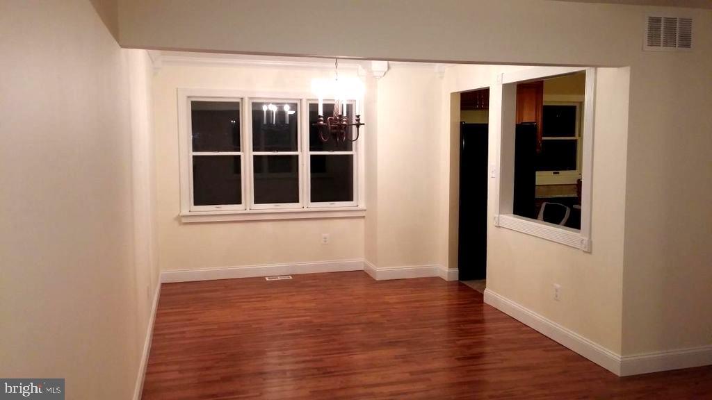 25 Winfield Road Sicklerville, NJ 08081 - Photo 6 of 19