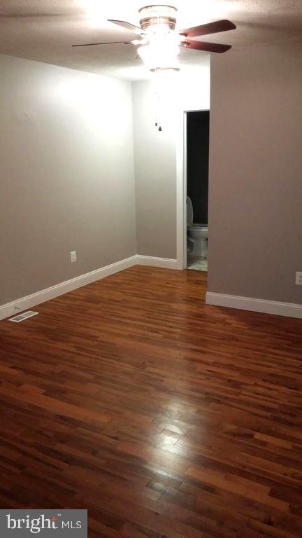 25 Winfield Road Sicklerville, NJ 08081 - Photo 8 of 19 Family room