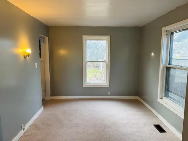 $69,900 | 217 La France Street, Elmira, NY 14904