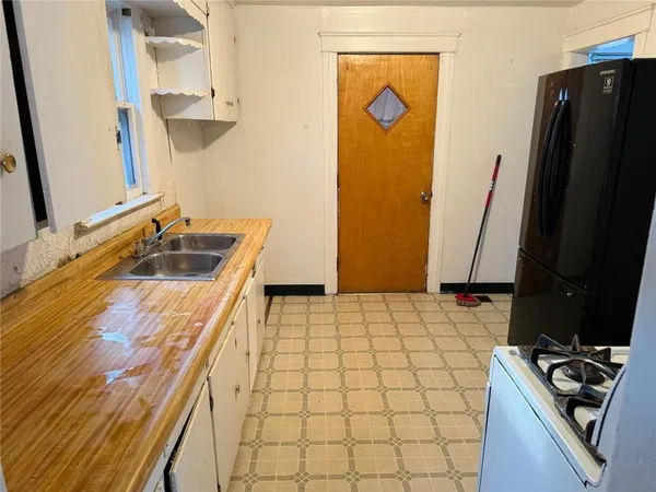 $69,900 | 217 La France Street, Elmira, NY 14904