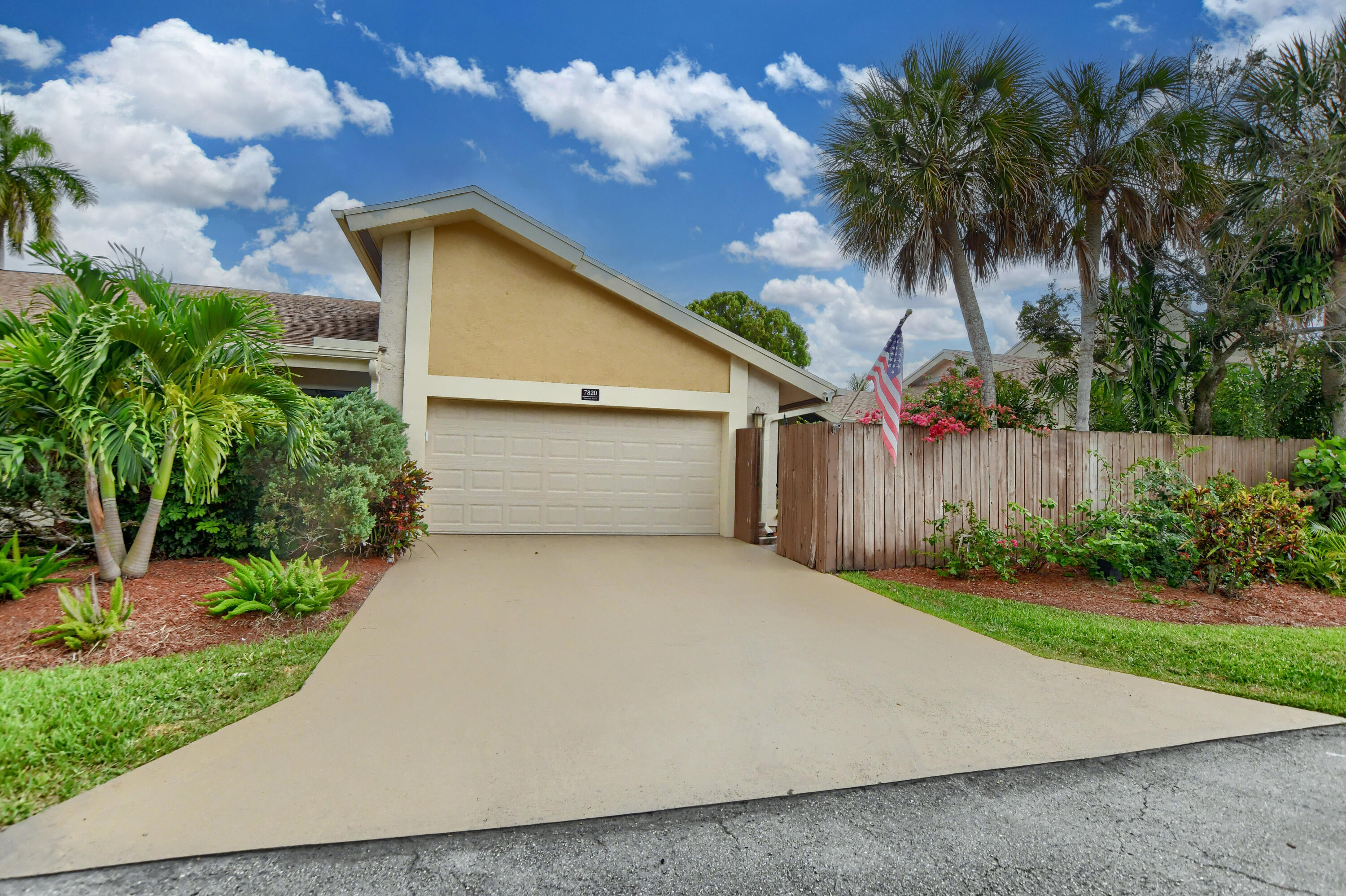 7820 Stanway Place Boca Raton, FL 33433 - Photo 2 of 29 DSC_1745-HDR(5)