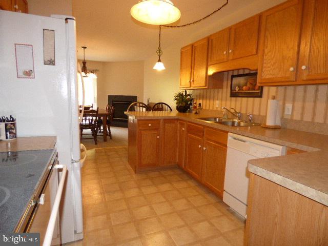 6836 Seneca Ridge Drive York, PA 17403 - Photo 5 of 13 Gallery Image 5