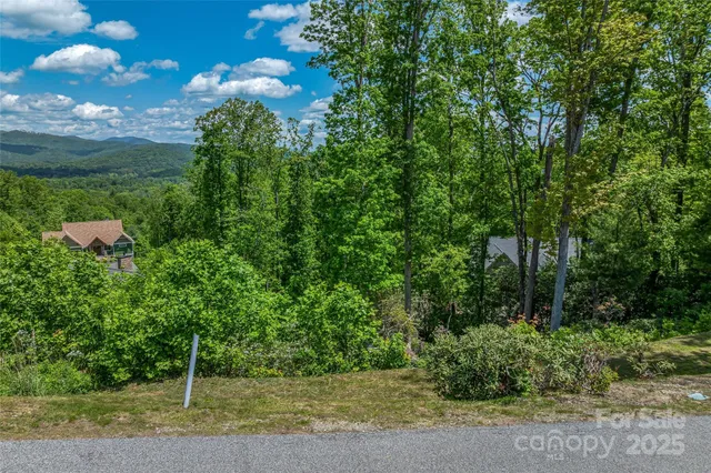 $160,000 | 81 Curtain Bluff, Hendersonville, NC 28791