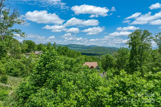$160,000 | 81 Curtain Bluff, Hendersonville, NC 28791