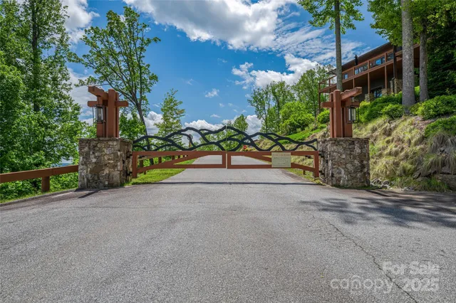 $160,000 | 81 Curtain Bluff, Hendersonville, NC 28791