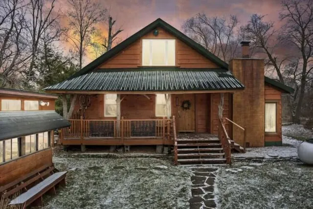 $425,000 | 5230 North Milwaukee River Parkway, Milwaukee, WI 53209