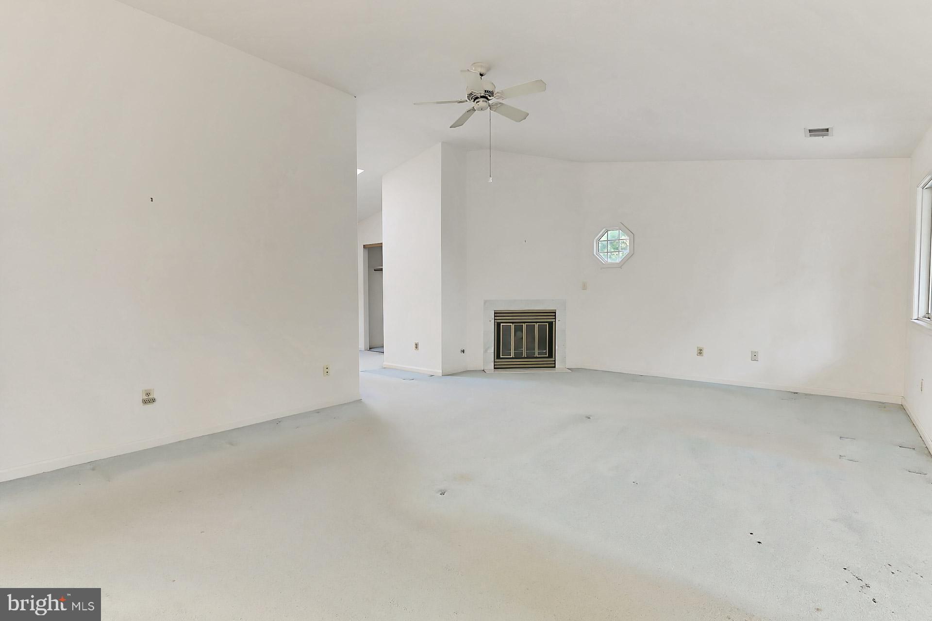 6005 Roxbury Avenue Springfield, VA 22152 - Photo 26 of 45 Higher Ceilings in Owner's Suite