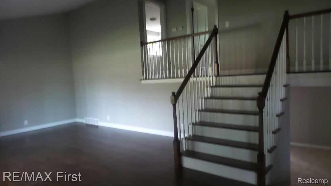 32133 Bonnet Hill Road Farmington, MI 48334 - Photo 7 of 21 20170901_122743_resized.jpg