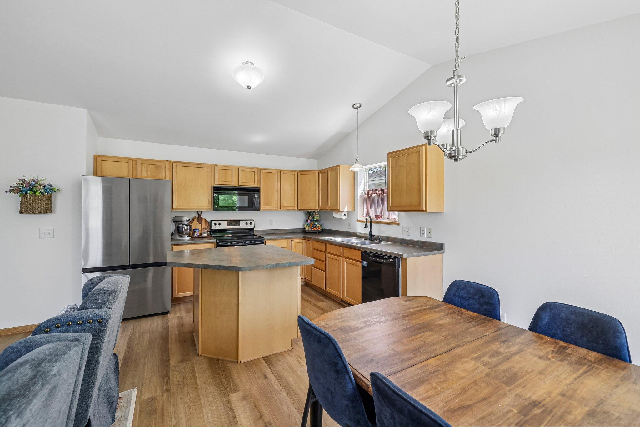 3289 Pleasant Street Sun Prairie, WI 53590 - Photo 8 of 34 Kitchen 1