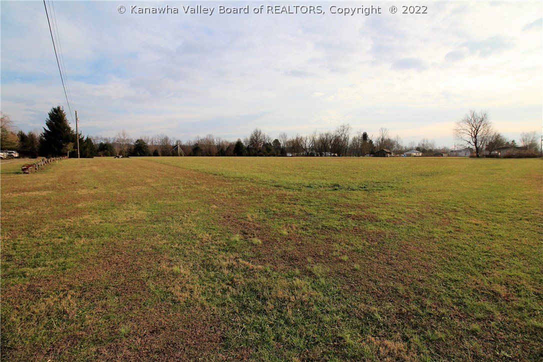 23068 Winfield Road Fraziers Bottom, WV 25082 - Photo 1 of 3 Gallery Image 1