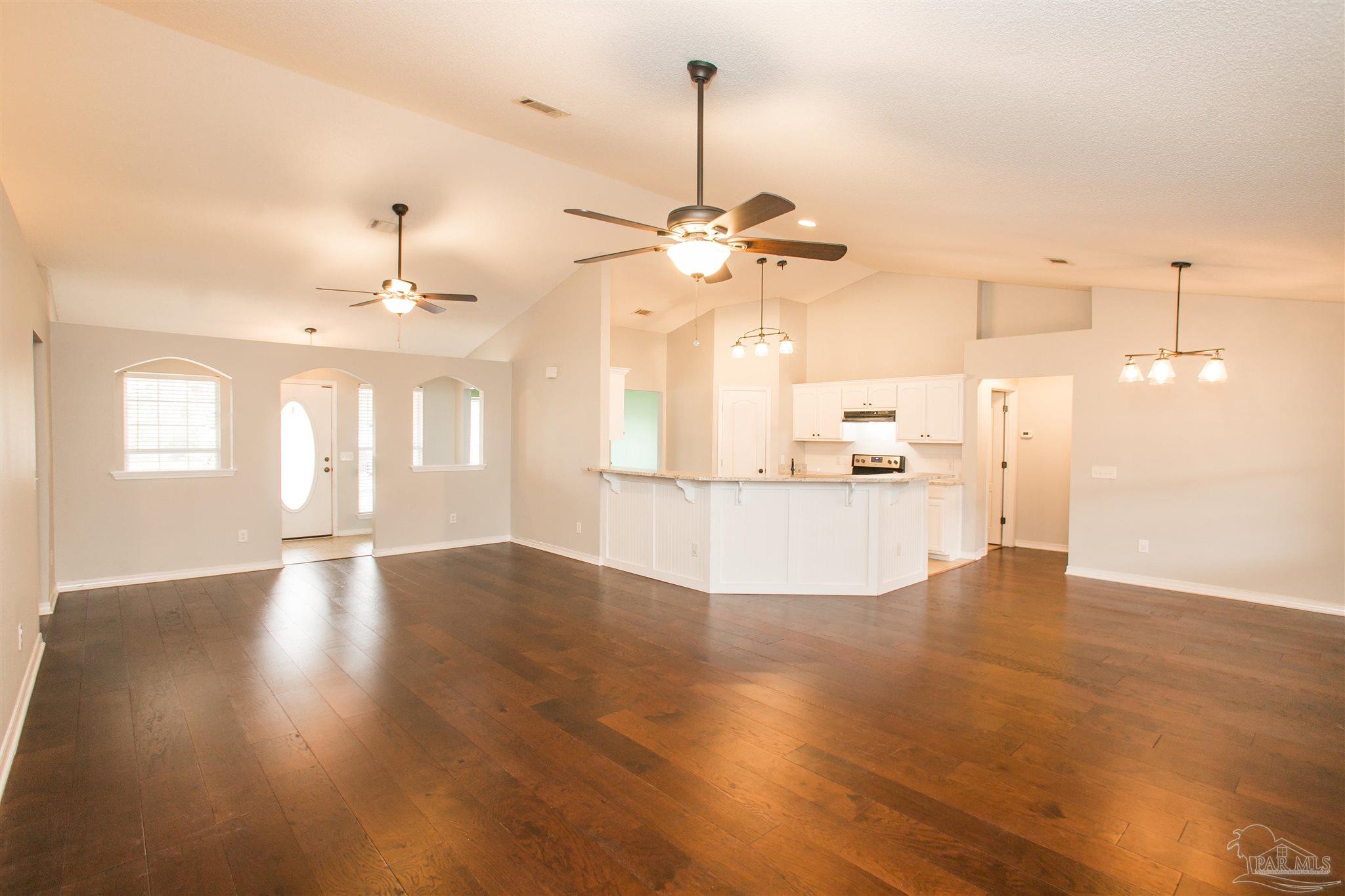 1017 Rin Court Milton, FL 32583 - Photo 5 of 13 Gallery Image 5