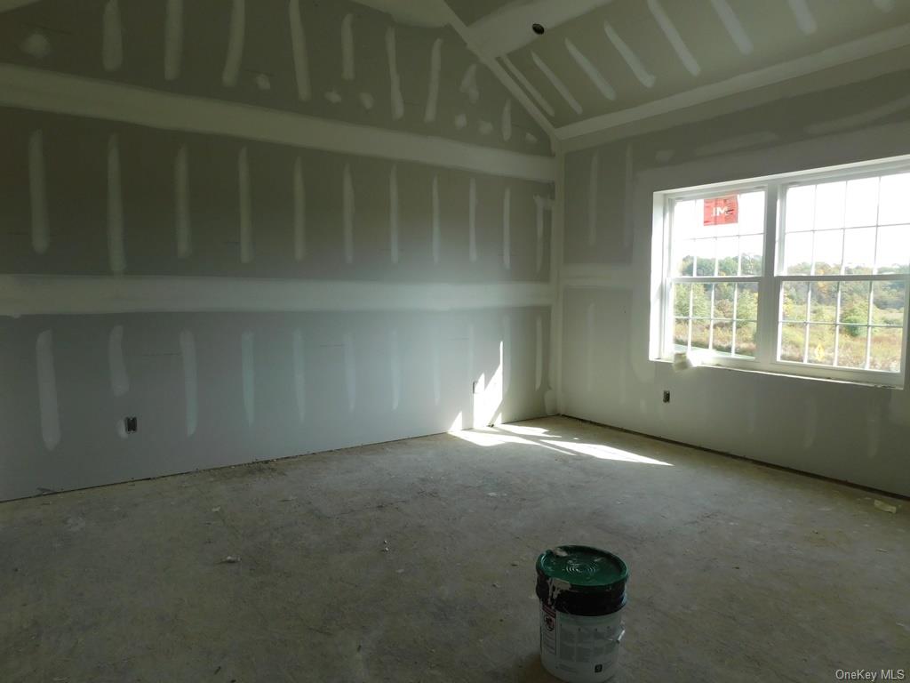 90 Quaker Street Wallkill, NY 12589 - Photo 11 of 19 View of unfurnished room