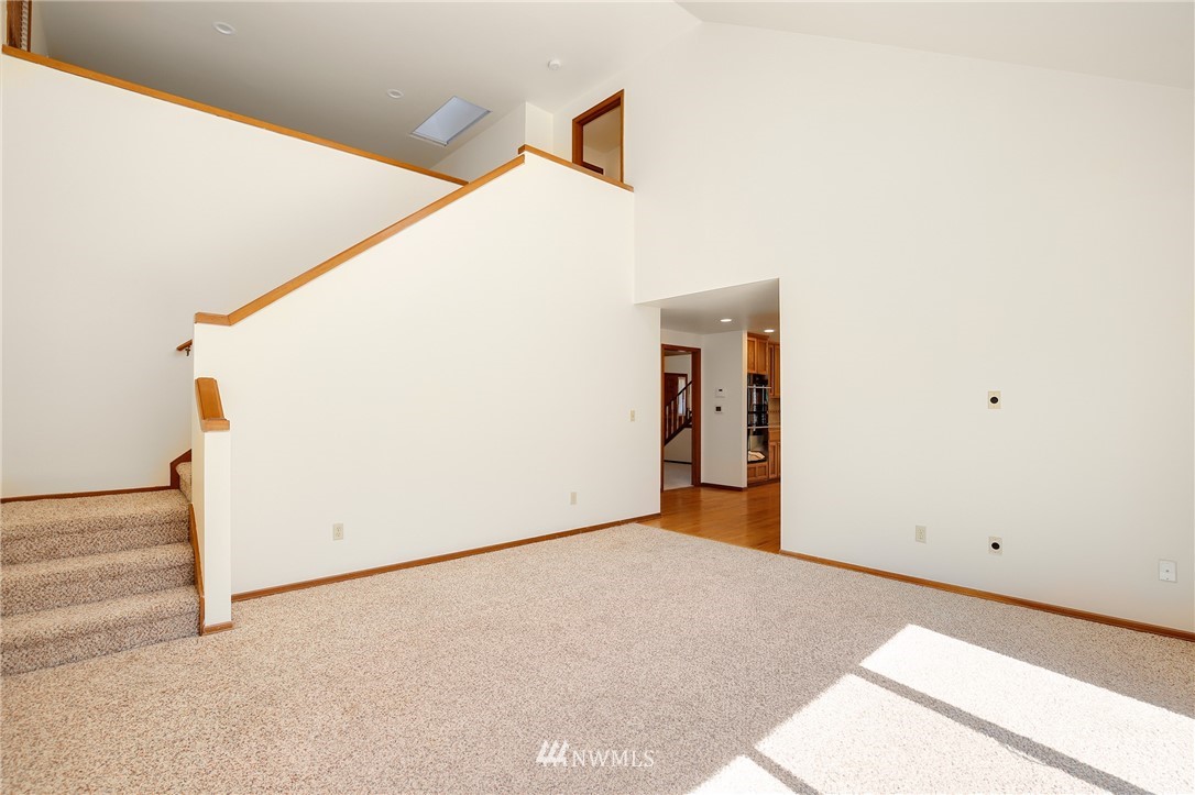 18138 132nd Place Southeast Renton, WA 98058 - Photo 13 of 25 Gallery Image 13