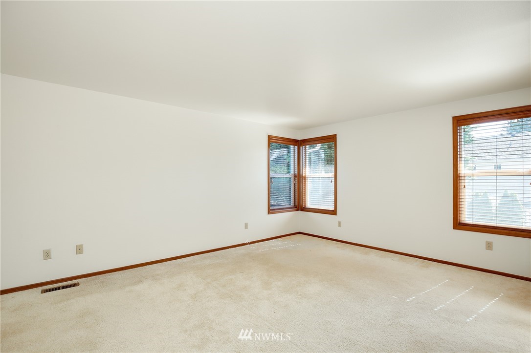 18138 132nd Place Southeast Renton, WA 98058 - Photo 15 of 25 Gallery Image 15