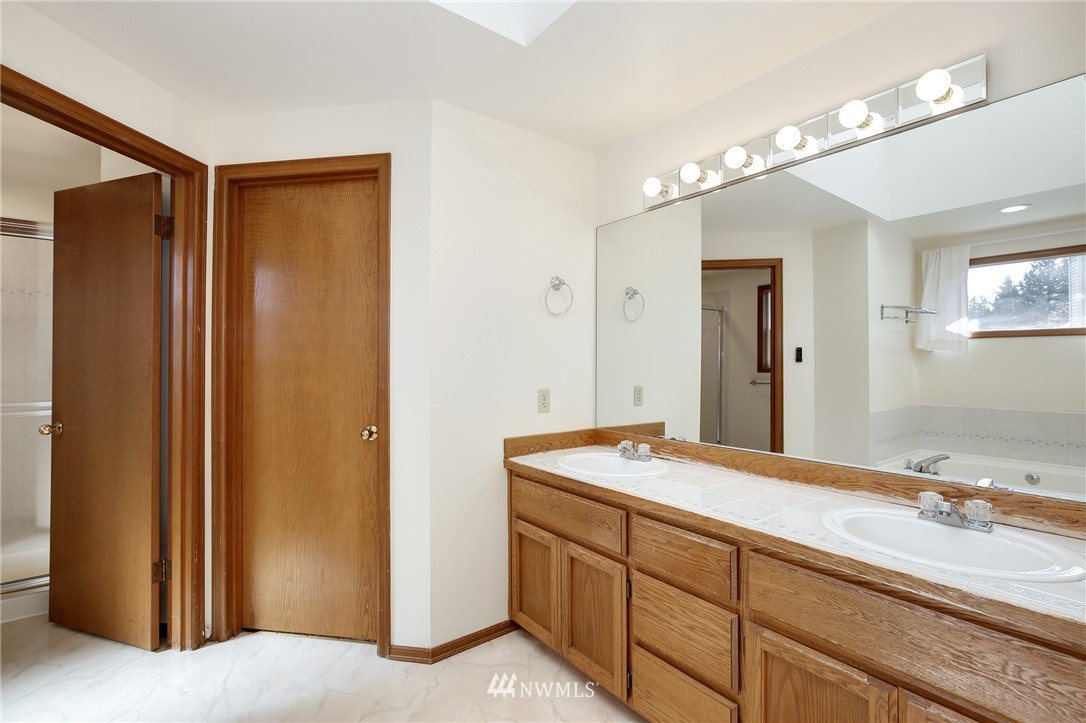 18138 132nd Place Southeast Renton, WA 98058 - Photo 17 of 25 Gallery Image 17